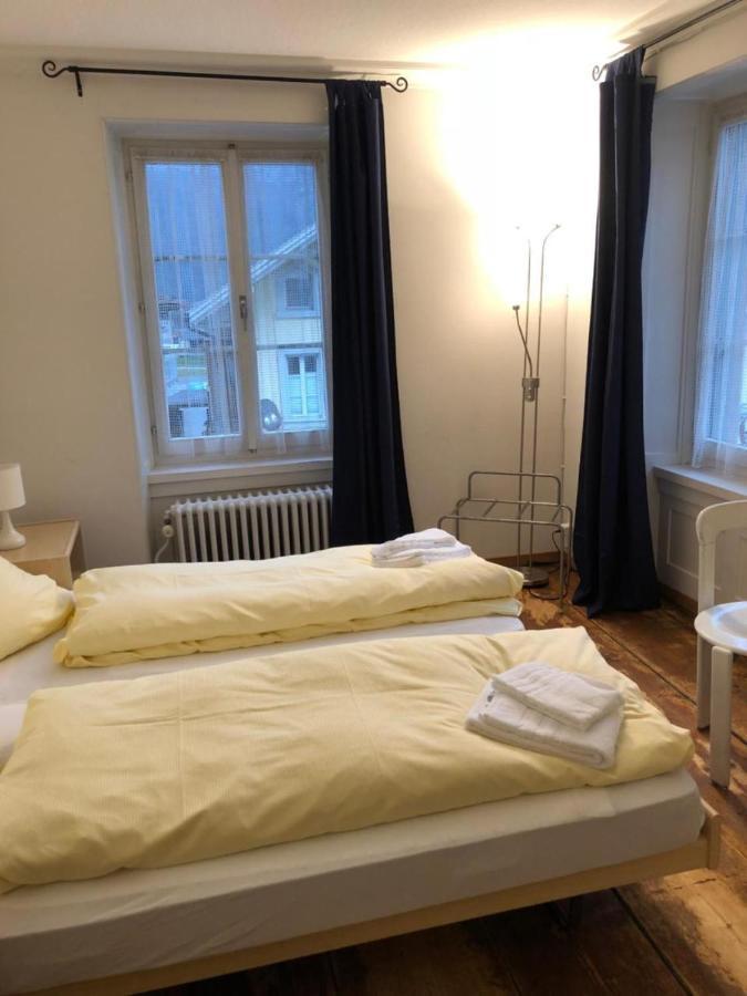 Hotel Rebstock Мейринген Экстерьер фото
