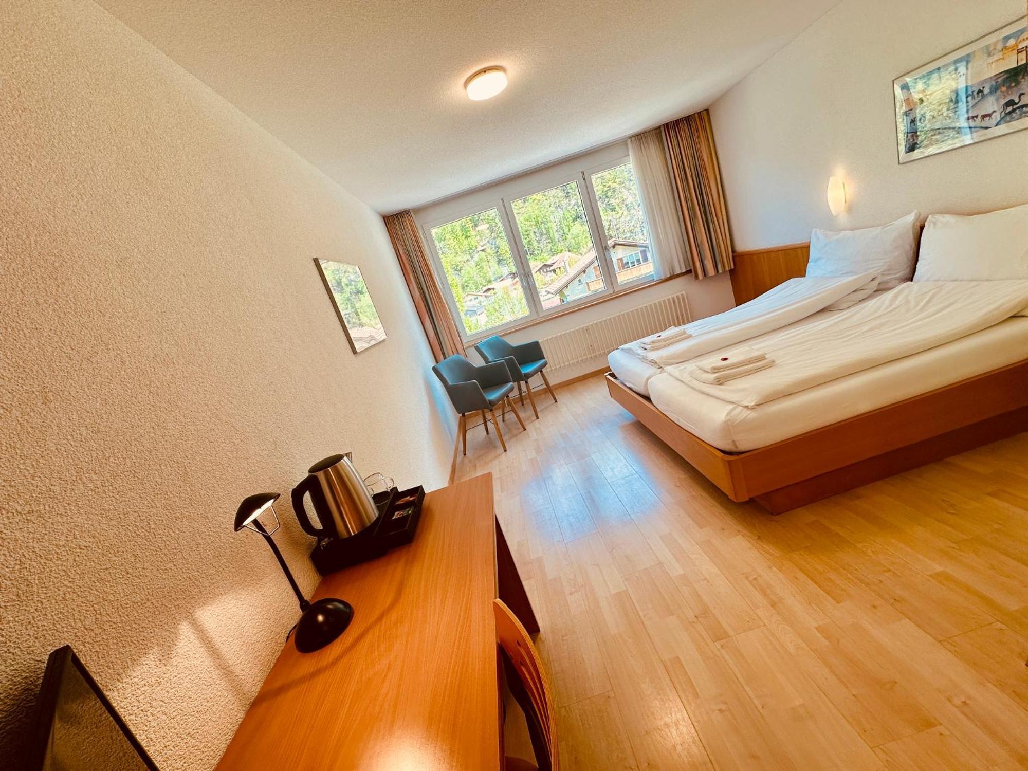 Hotel Rebstock Мейринген Экстерьер фото