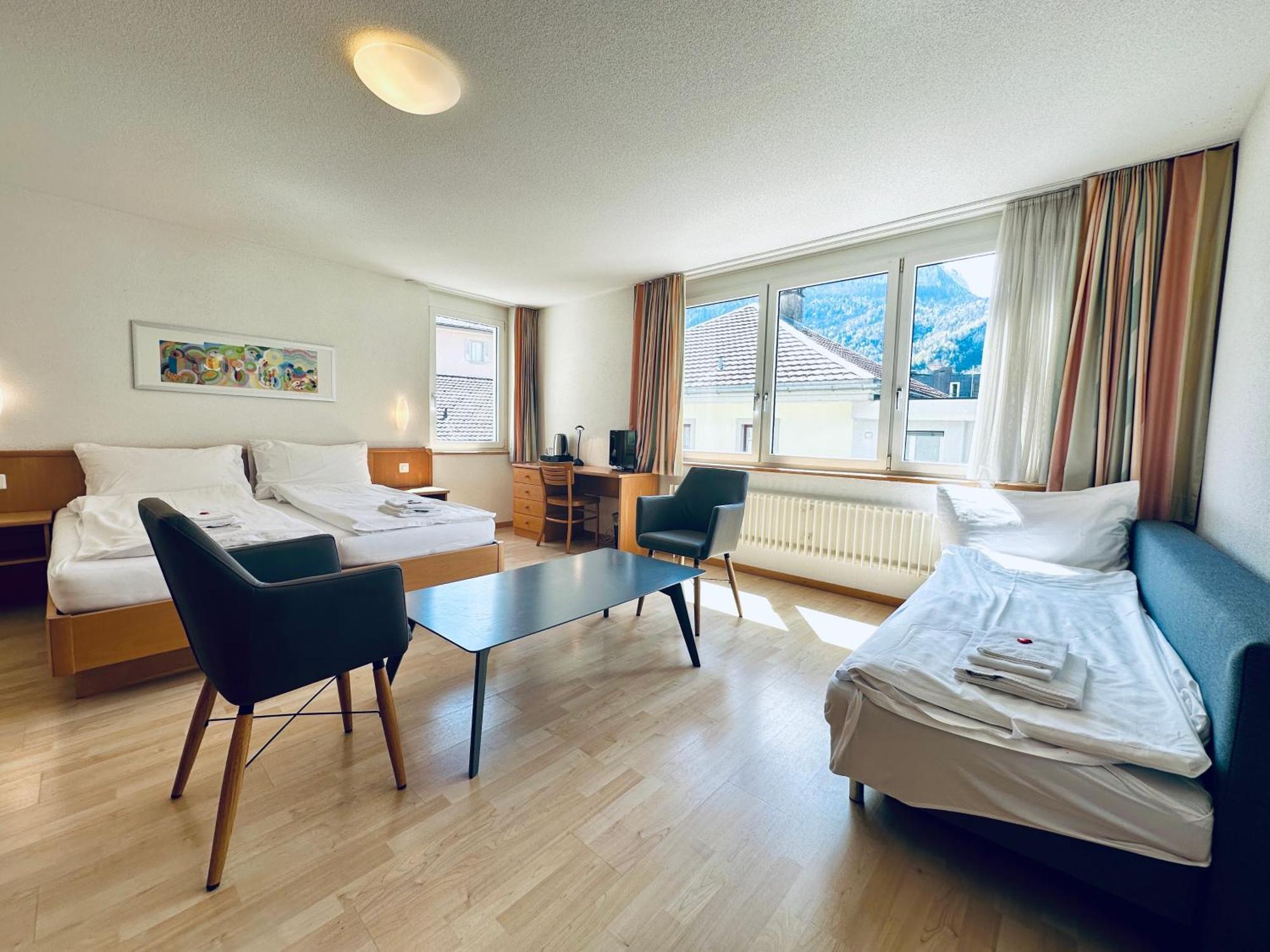 Hotel Rebstock Мейринген Экстерьер фото